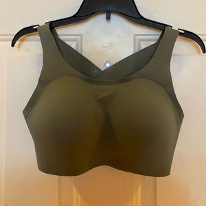 NWT lululemon sports bra
